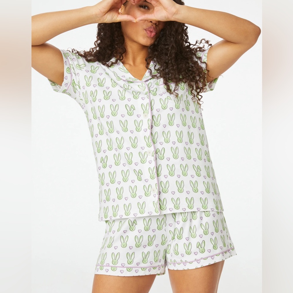 Love Bunnies Roller Rabbit Pajamas